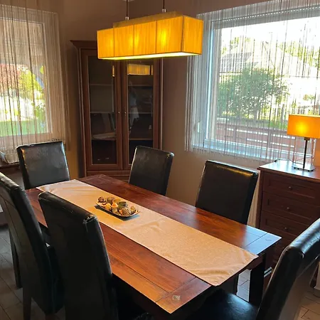 Pauzo Platan Apartment